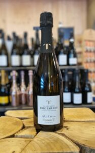 Bouteille de champagne Eric Taillet Grand Cru de la cave L'Essentiel